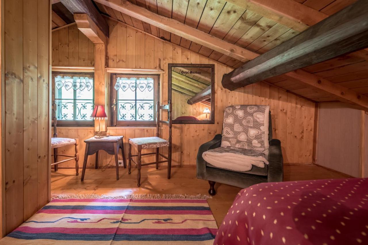 Chalet Silenthia Villa Lenzumo di Concei Luaran gambar